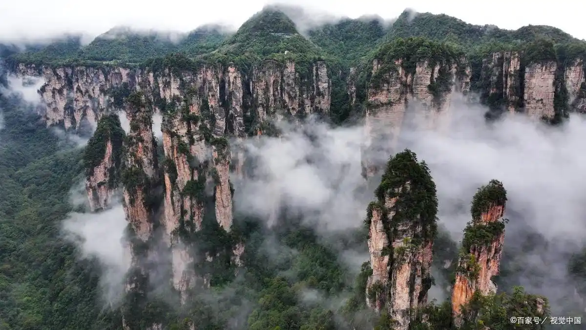 张家界山上冷吗_张家界本地气候特征详解_张家界冬季气温