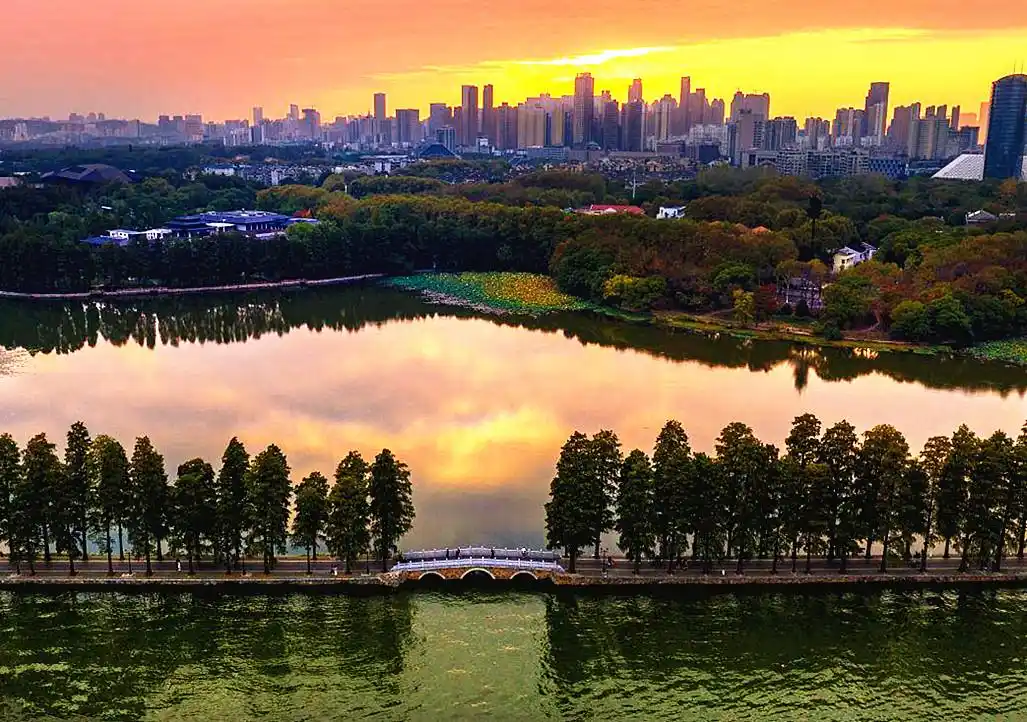 武汉水文资源_武汉常年降水分布特征_武汉地形地貌